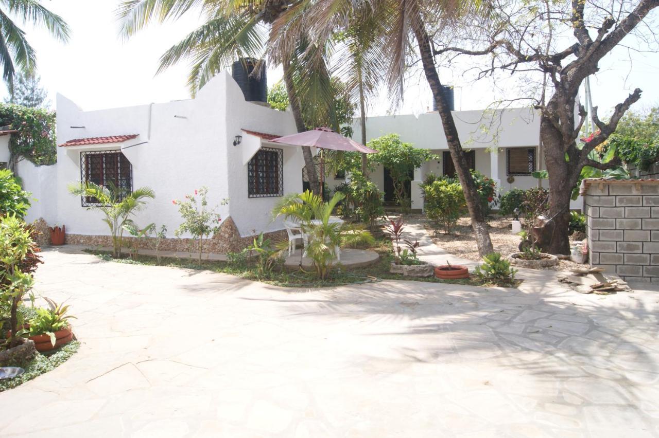 Luciano & Grace Apartments Watamu Dış mekan fotoğraf