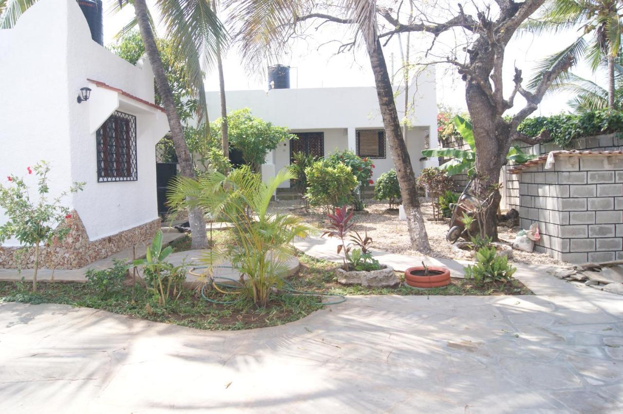 Luciano & Grace Apartments Watamu Dış mekan fotoğraf