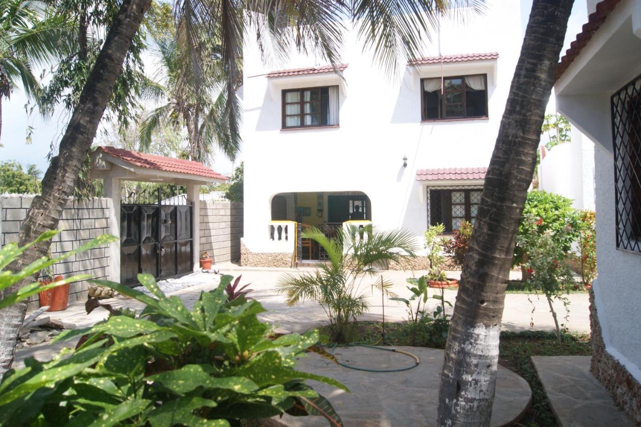 Luciano & Grace Apartments Watamu Dış mekan fotoğraf